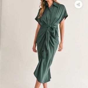 RAON SHORT SLEEVE MIDI DRESS